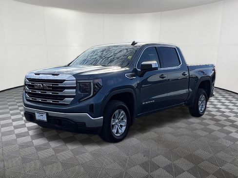 Used 2024 GMC Sierra 1500 SLE image 3