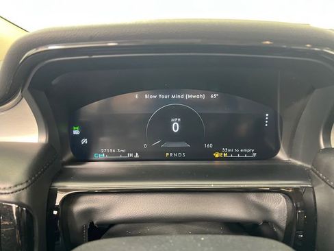 Used 2023 Lincoln Nautilus AWD image 15