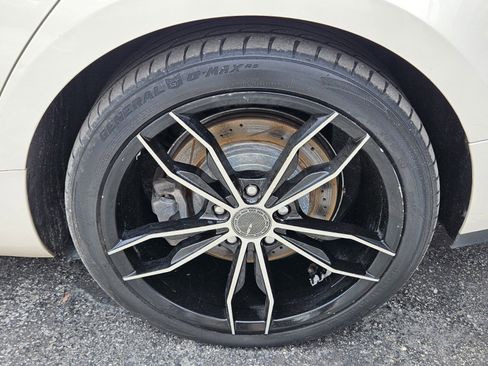 Used 2014 Cadillac ATS Luxury w/ Sun And Sound Package image 18