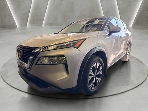 Used 2023 Nissan Rogue SV AWD/4WD image 3