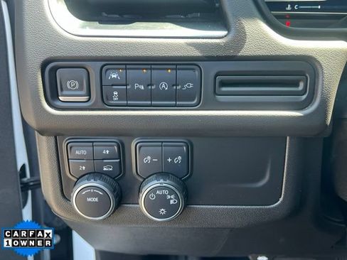 Used 2022 Chevrolet Tahoe LT AWD/4WD image 22