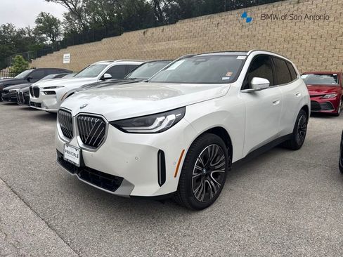 Certified 2026 BMW X3 xDrive30 w/ Premium Package AWD/4WD image 1