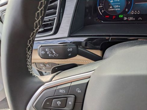 New 2026 Volkswagen Atlas Cross Sport SE FWD image 29
