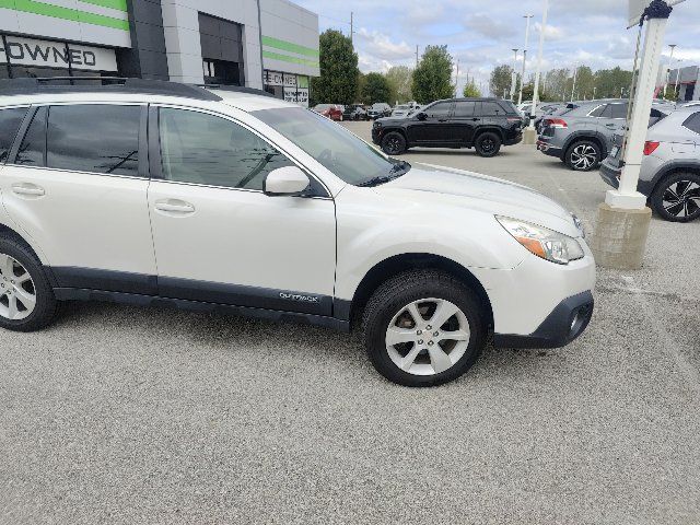 Used 2014 Subaru Outback 2.5i Premium AWD/4WD image 28