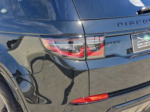 New 2026 Land Rover Discovery Sport Landmark AWD/4WD image 35