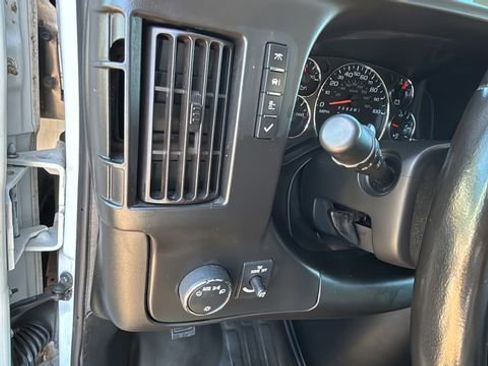 Used 2020 Chevrolet Express 3500 Work Van w/ Power Convenience Package image 20