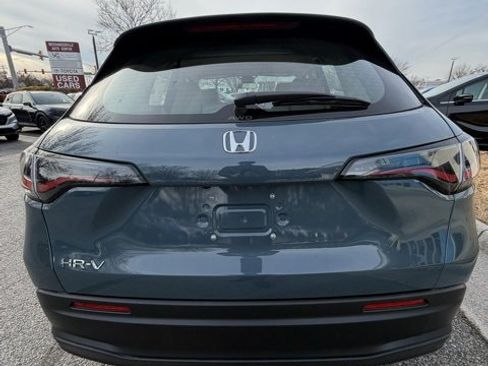 New 2025 Honda HR-V LX image 10