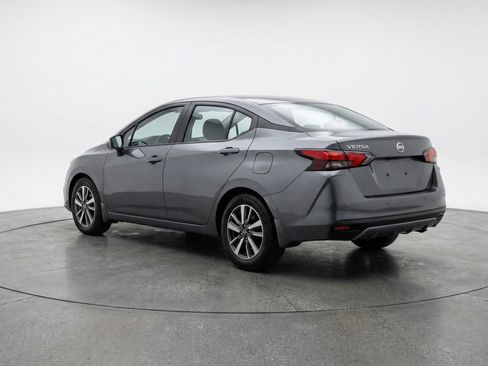 Used 2025 Nissan Versa SV image 6