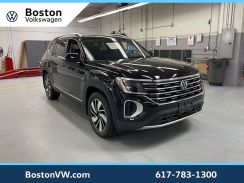 New 2026 Volkswagen Atlas SEL image 5