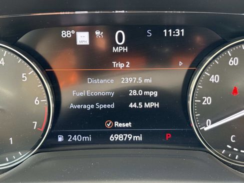 Used 2021 Buick Envision Avenir w/ Technology Package II FWD image 26