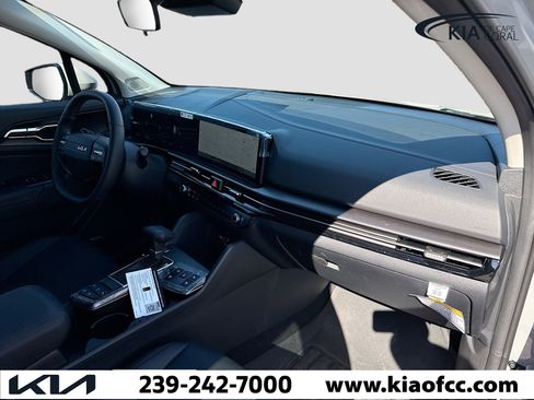 New 2026 Kia Sportage SX image 13
