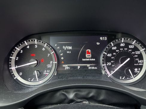 Used 2022 Toyota Highlander XLE image 15