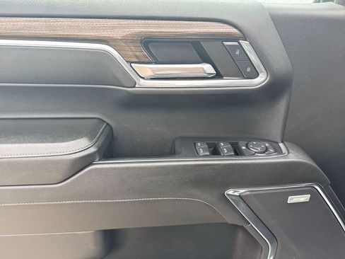 Certified 2024 Chevrolet Silverado 1500 LT Trail Boss w/ Convenience Package II image 15