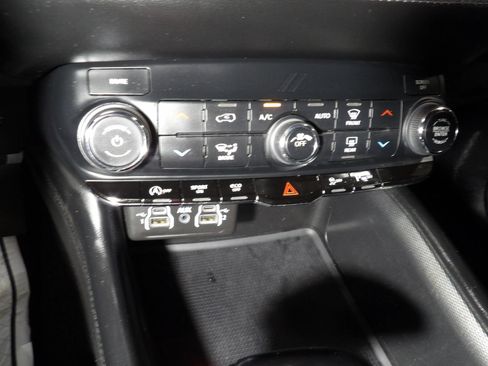 Used 2021 Dodge Durango GT image 22