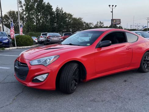 Used 2014 Hyundai Genesis 2.0T image 6