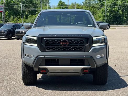 Used 2024 Nissan Frontier PRO-4X w/ Off-Road Protection Package AWD/4WD image 40