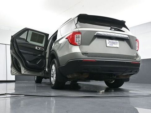 Used 2020 Ford Explorer XLT w/ Comfort Package AWD/4WD image 41