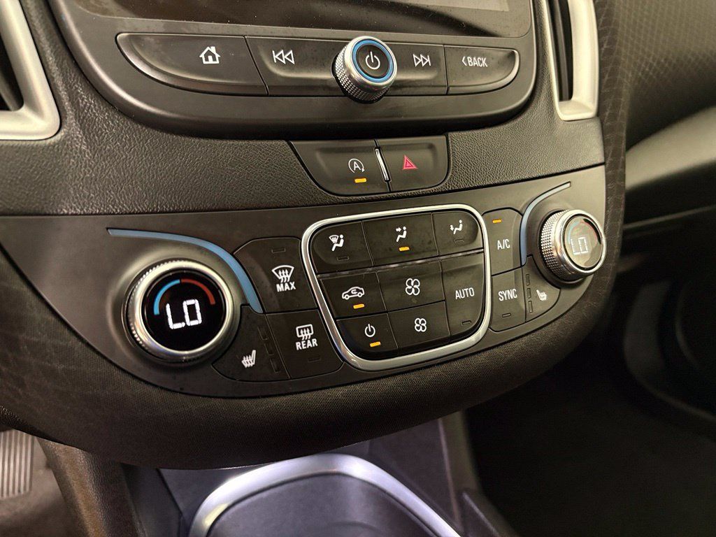 Certified 2024 Chevrolet Malibu LT FWD image 30