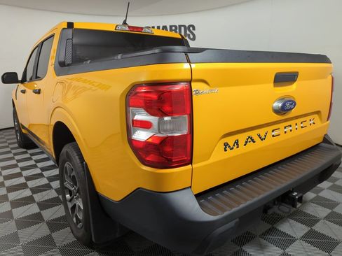 Used 2023 Ford Maverick XLT w/ XLT Luxury Package FWD image 2