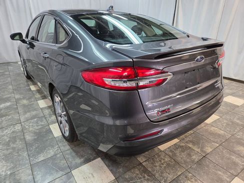 Used 2019 Ford Fusion Titanium FWD image 6