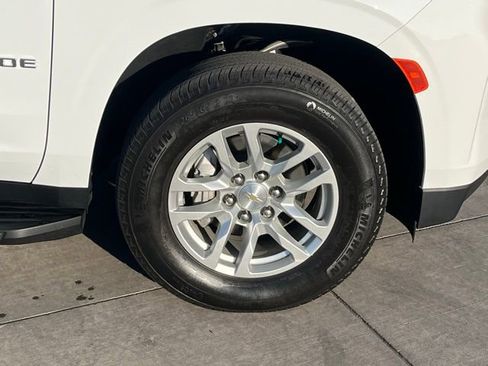 Used 2024 Chevrolet Tahoe LS image 6