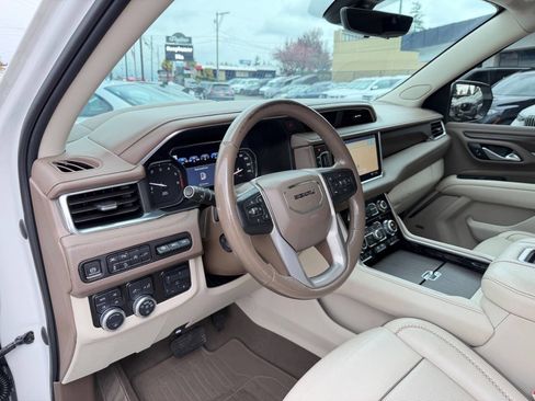 Used 2021 GMC Yukon XL Denali w/ Denali Ultimate Package AWD/4WD image 46