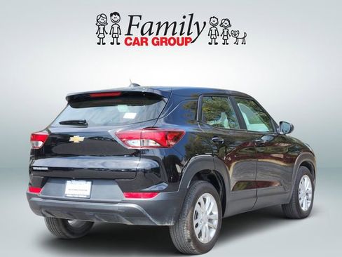 Used 2025 Chevrolet TrailBlazer LS image 4