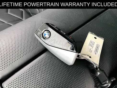 Used 2026 BMW 740i RWD image 13