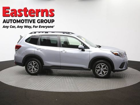 Used 2022 Subaru Forester Premium AWD/4WD image 49
