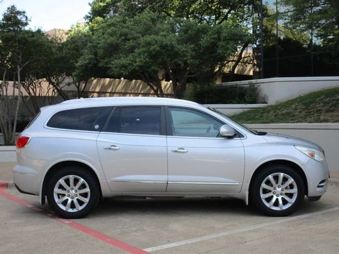Used 2017 Buick Enclave Premium w/ Experience Buick Package image 4