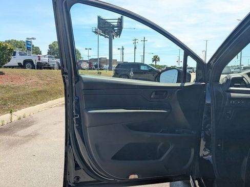 Used 2025 Honda Odyssey Sport-L image 11