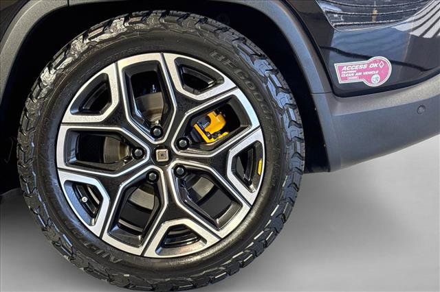 Used 2023 Rivian R1S Adventure Quad AWD/4WD image 29