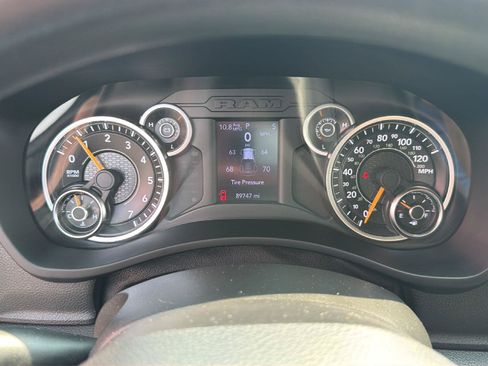 Used 2021 RAM 2500 Big Horn AWD/4WD image 12