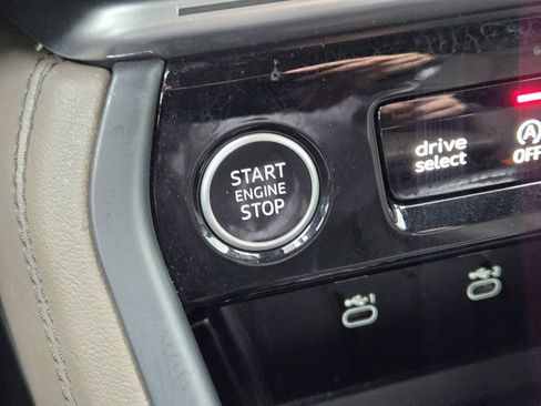 Certified 2025 Audi Q5 Premium Plus w/ Premium Plus image 25