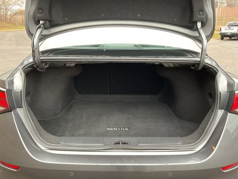 Used 2024 Nissan Sentra SV image 31