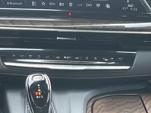 Certified 2023 Cadillac Escalade Sport Platinum w/ Heavy-Duty Trailer Package AWD/4WD image 16