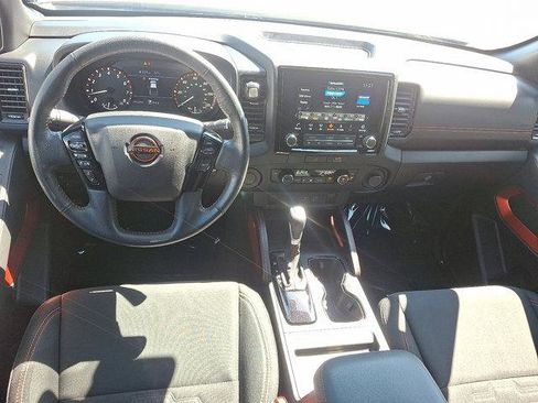 Used 2022 Nissan Frontier Pro-X image 11