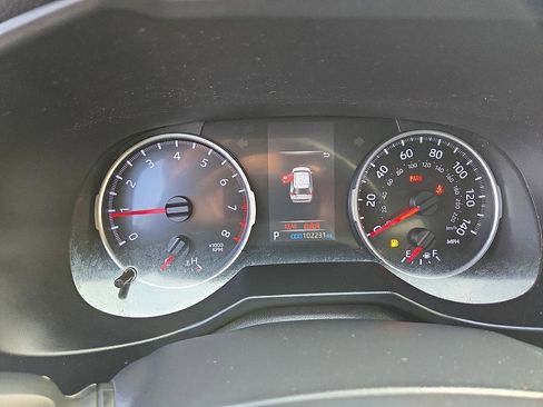 Used 2020 Toyota RAV4 LE image 14