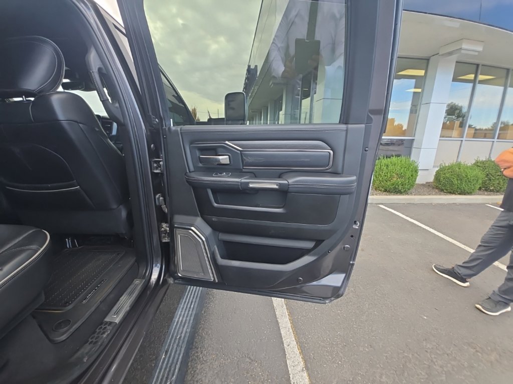 Used 2020 RAM 3500 Limited AWD/4WD image 20