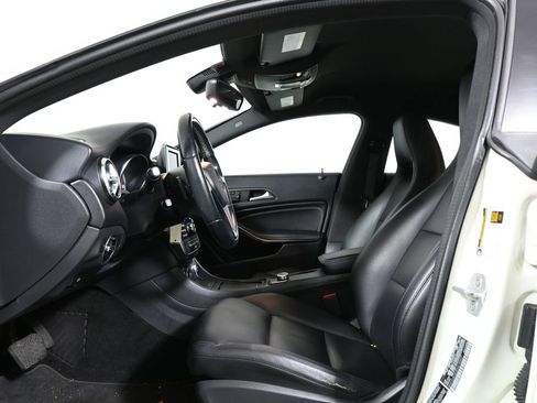 Used 2014 Mercedes-Benz CLA 250 4MATIC image 3