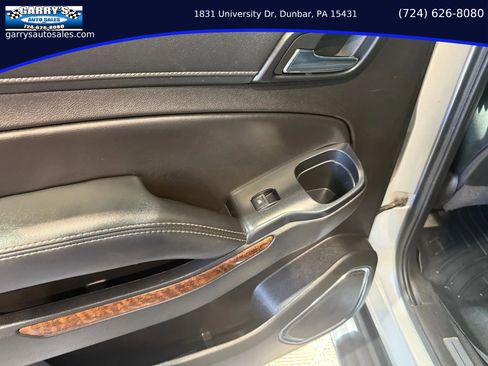 Used 2017 Chevrolet Suburban Premier image 23