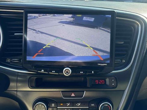 Used 2014 Kia Optima LX image 20