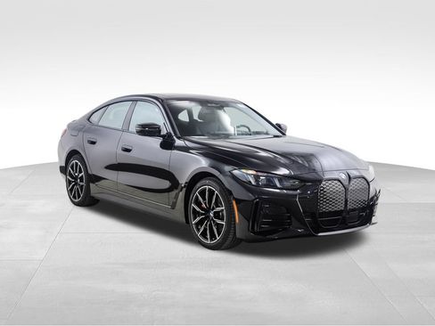 New 2026 BMW i4 xDrive40i w/ M Sport Package AWD/4WD image 7
