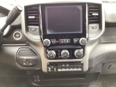 New 2026 RAM 5500 Tradesman w/ Chrome Appearance Group AWD/4WD image 33