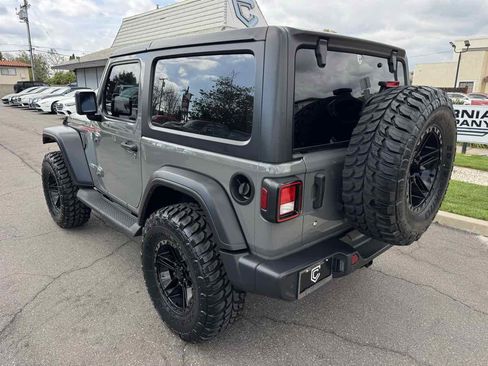 Used 2020 Jeep Wrangler Sport image 3