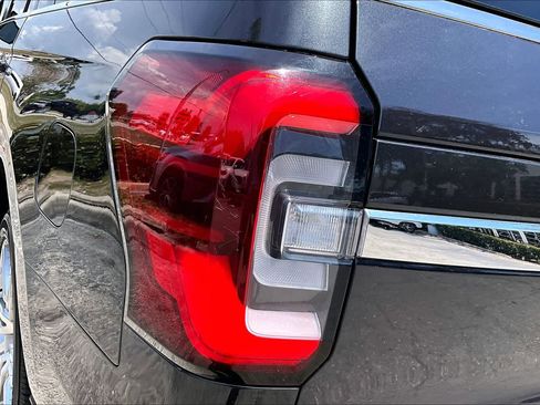 Used 2024 Ford Expedition Max Limited AWD/4WD image 43
