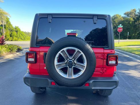 Used 2020 Jeep Wrangler Unlimited Sahara AWD/4WD image 20