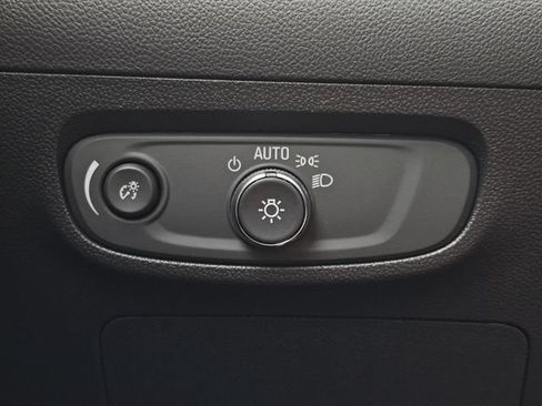 Used 2025 Buick Encore GX Preferred FWD image 21