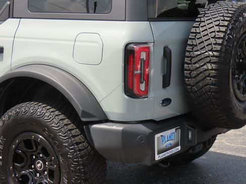Used 2023 Ford Bronco Wildtrak AWD/4WD image 15