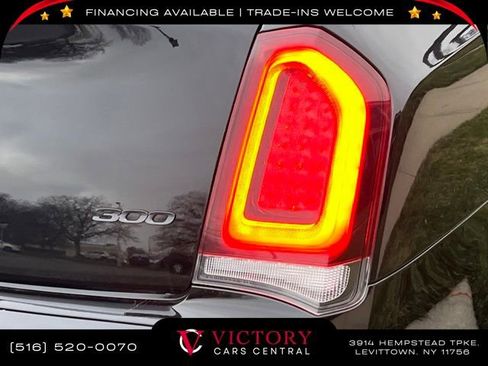 Used 2023 Chrysler 300 Touring L w/ Popular Equipment Group image 10